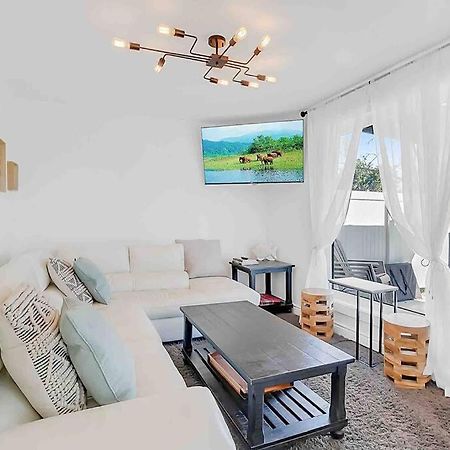2 Bedroom Getaway On The River/Close To Marina Belle River Eksteriør bilde